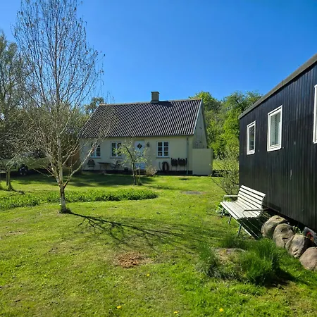 Renovated Near Quiet In Odsherred بيت للعطل